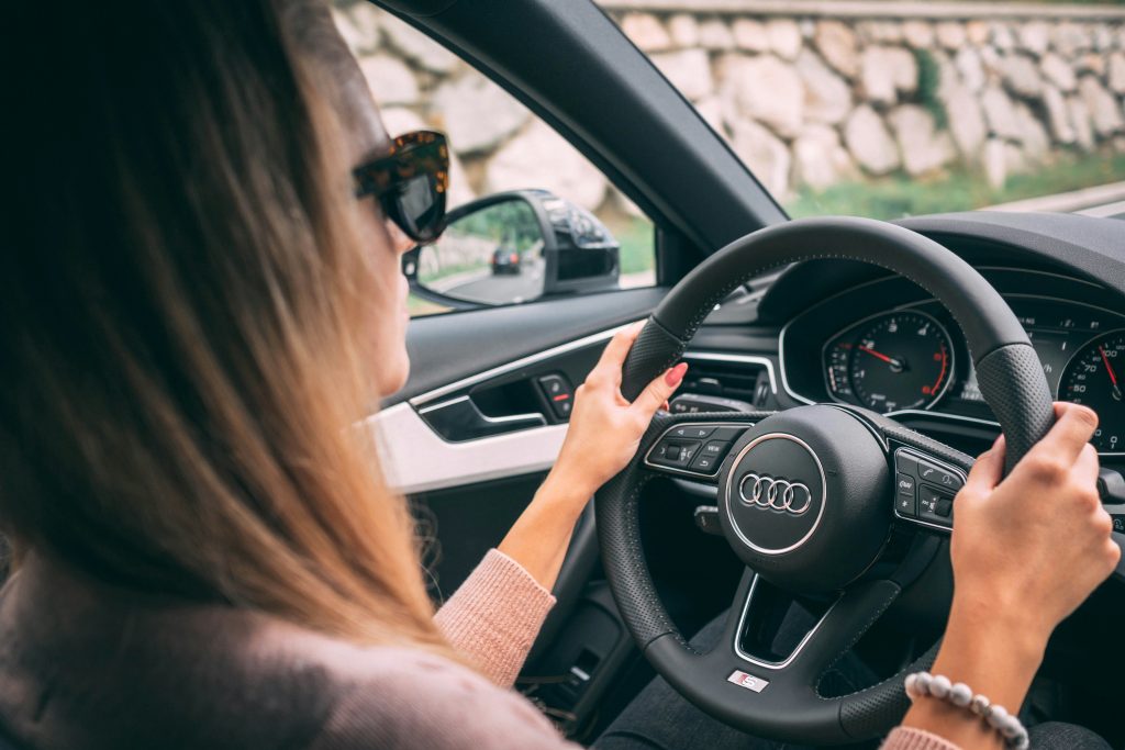 Hertz Italia e This Unique: insieme per sostenere le donne ogni giorno