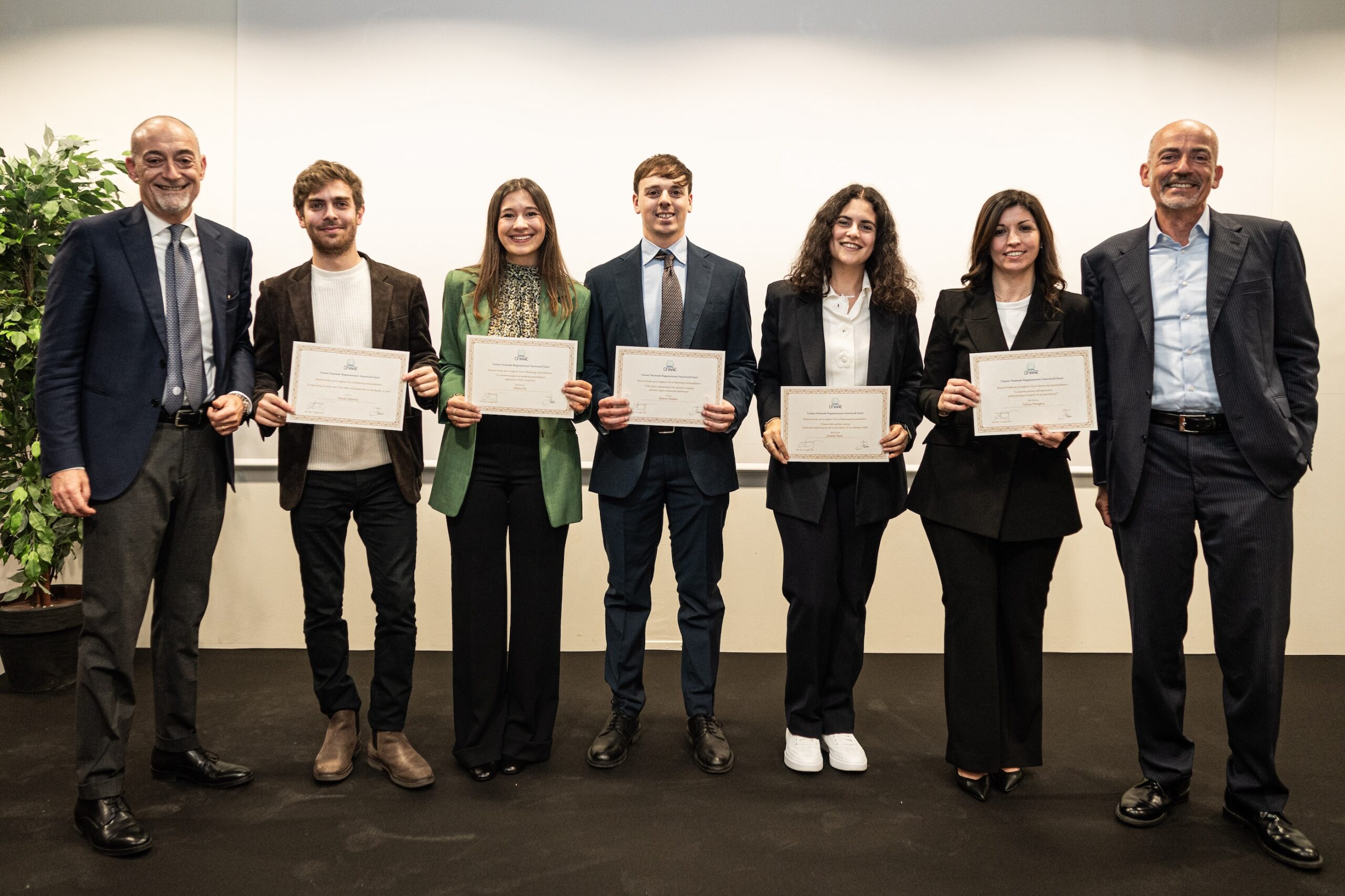 UNRAE: consegnate le borse di studio per le migliori tesi in marketing auto