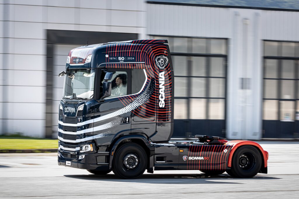 Scania, 50 anni in Italia: una storia di successo, passione ed energia