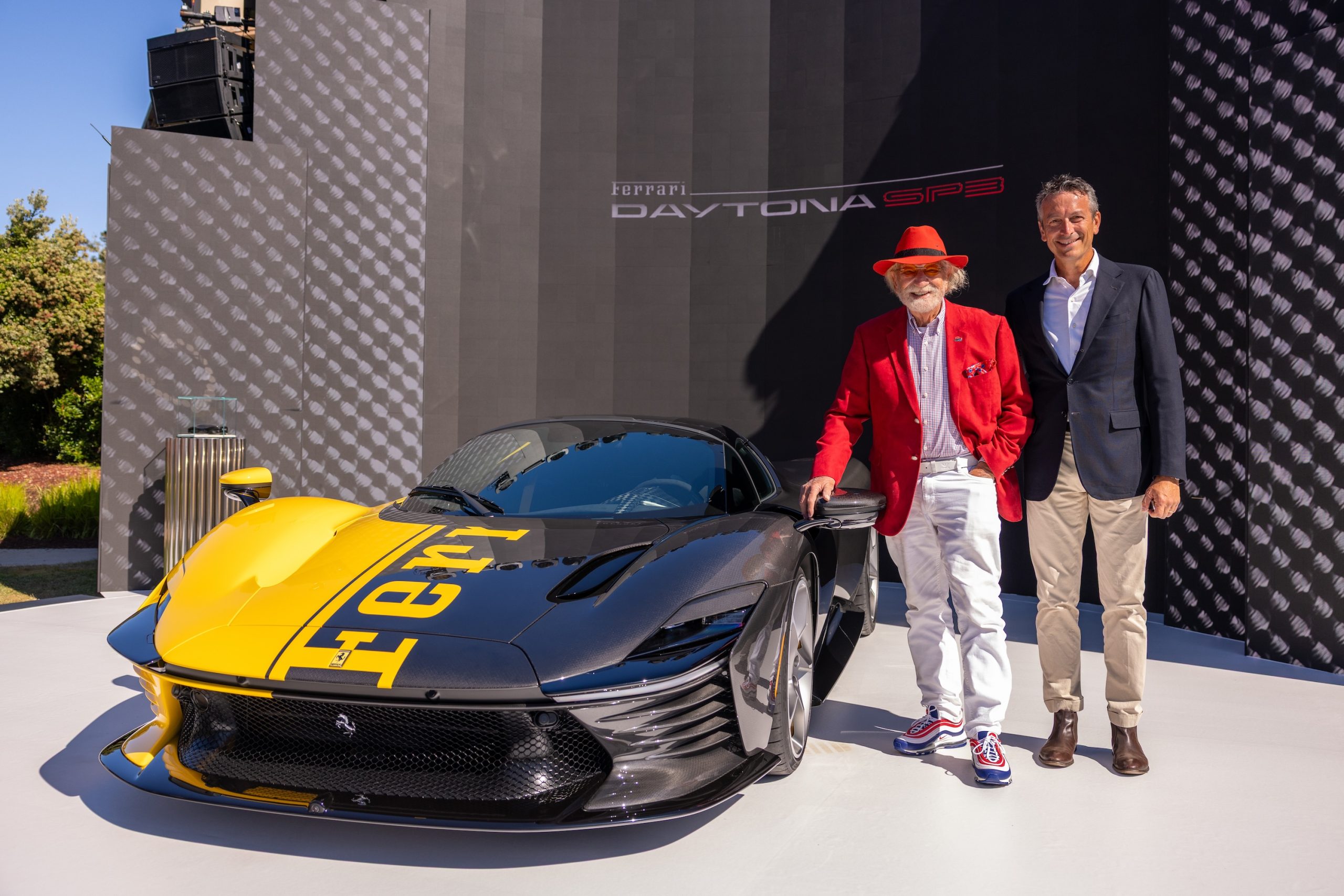 Asta record a Monterey: 26 milioni (in beneficenza) per la Ferrari Daytona SP3