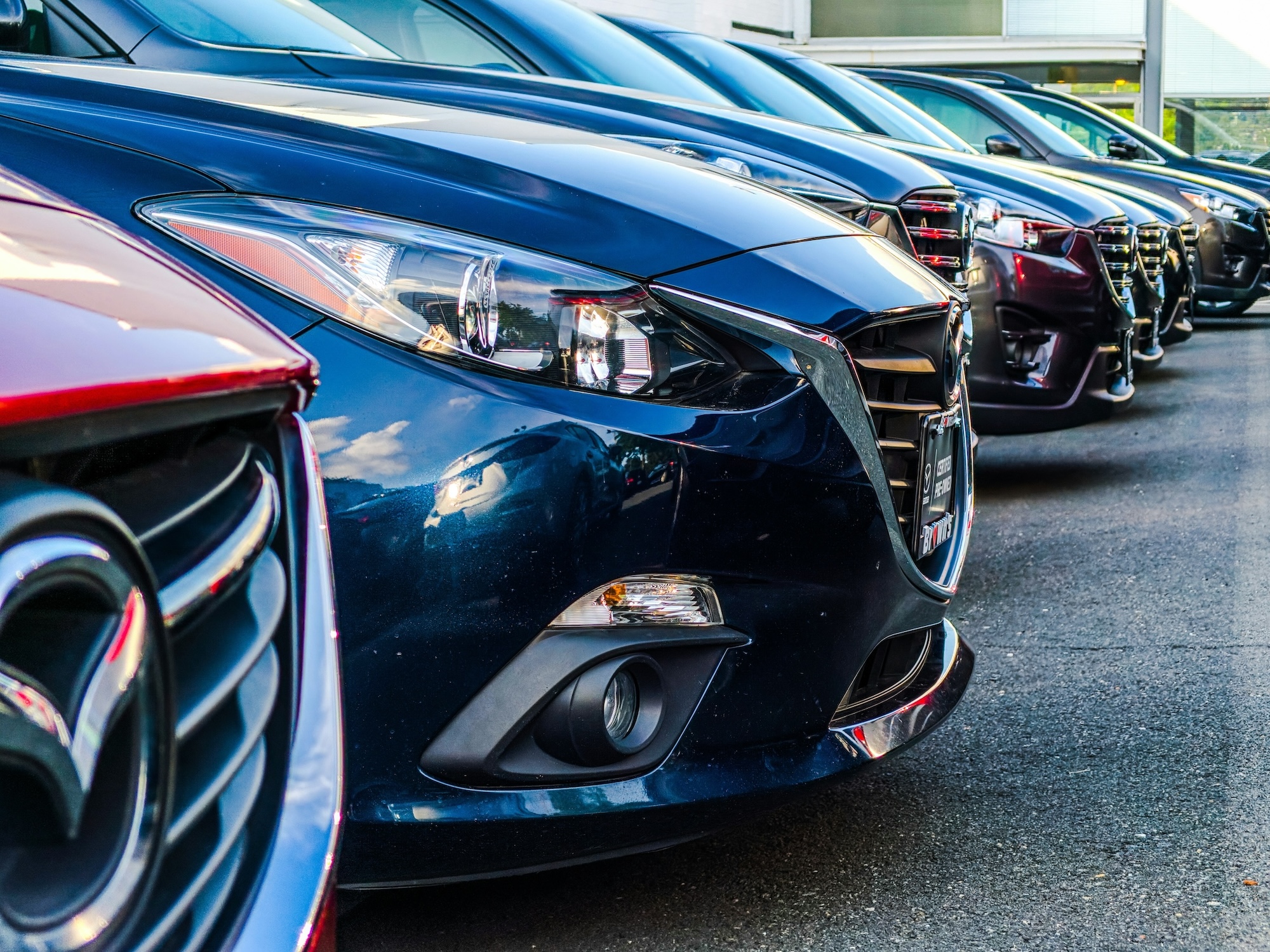 Auto: come la scelgono gli italiani