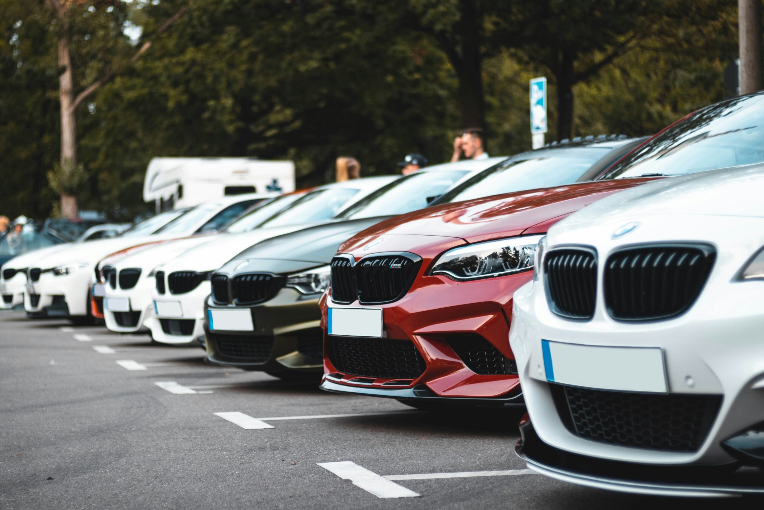 Rapporto economico e di mercato ACEA: punto sull'industria automobilistica globale e dell'UE