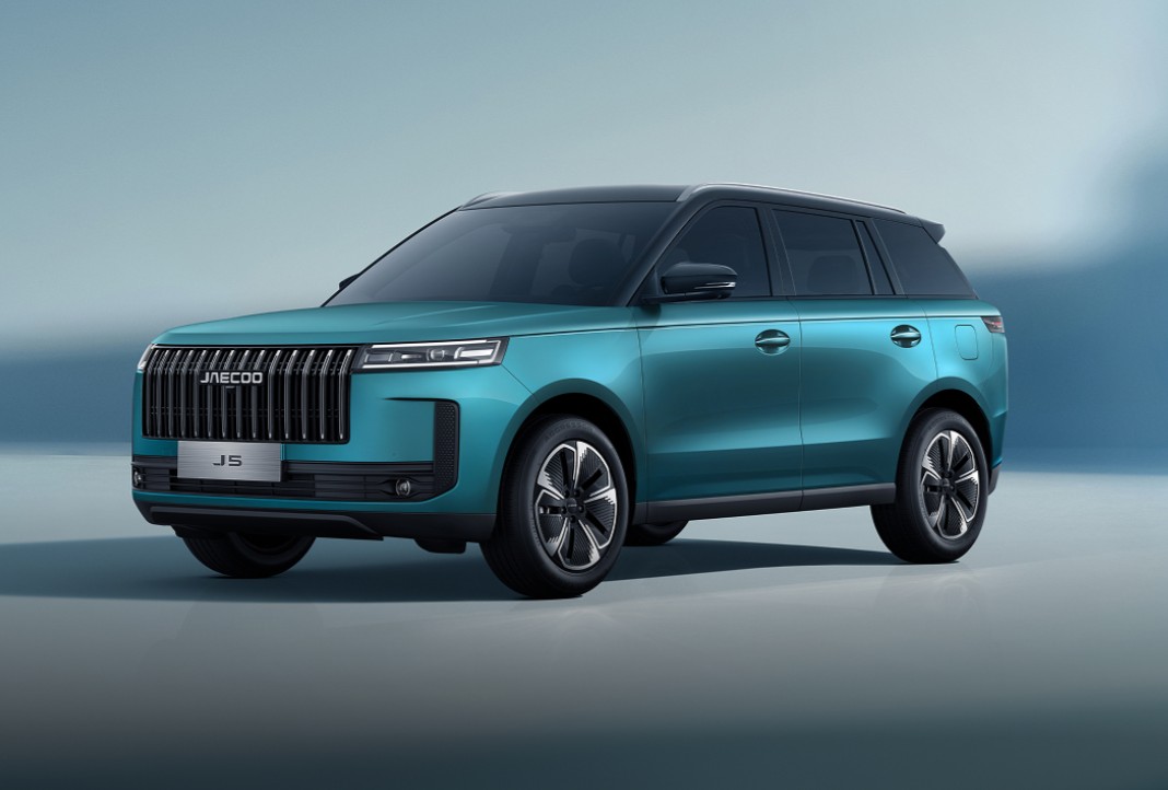 Jaecoo 5: il SUV compatto cinese alla conquista delle strade italiane