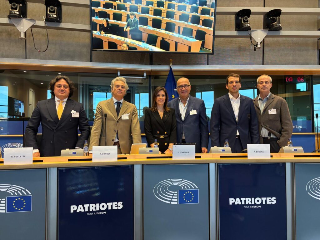 Stop termico 2035: il 10 dicembre si riapre la partita