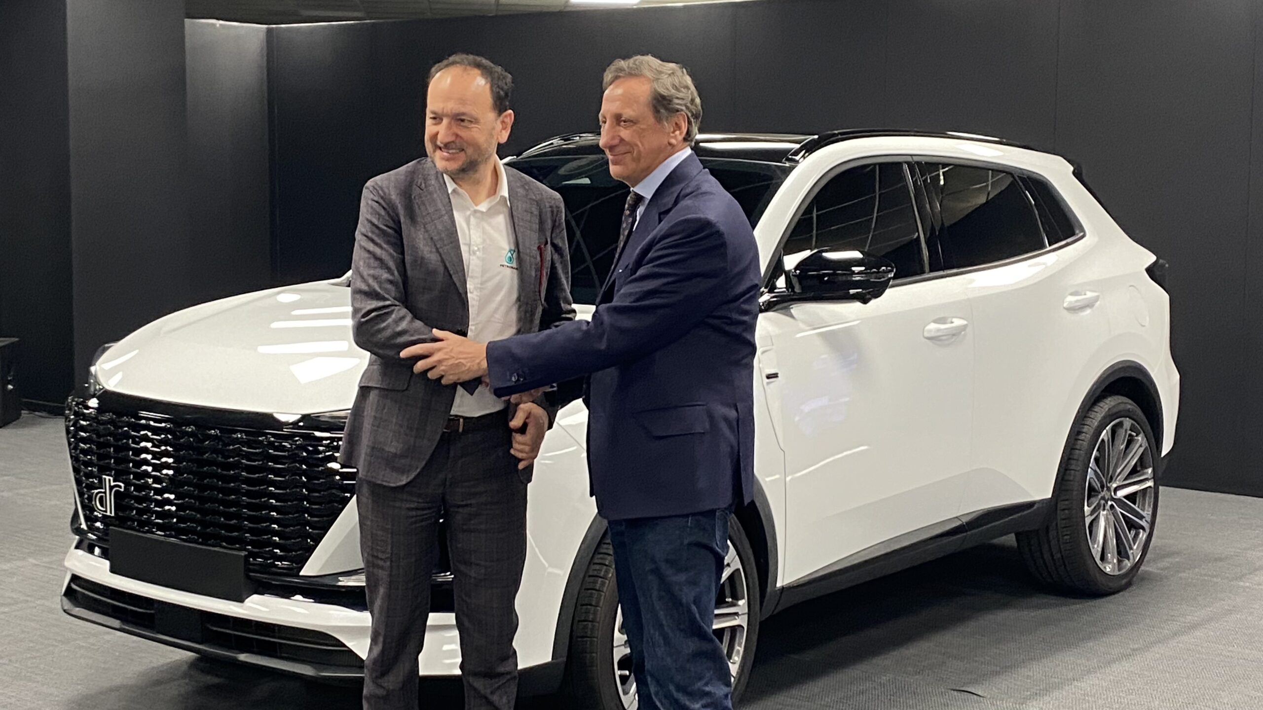 Petronas - DR Automobiles: partnership strategica per i lubrificanti in Italia