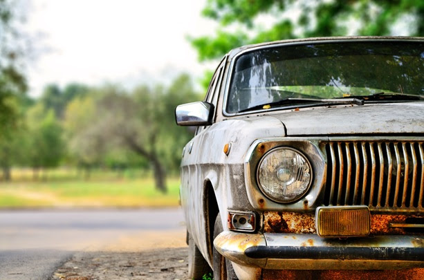 Auto vecchie, cresce anche il costo dell’assicurazione: +25% in 4 anni