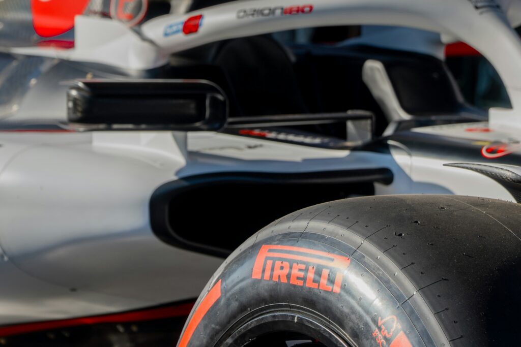 Pirelli e Abet insieme: nasce il veicolo di soccorso con Cyber Tyre